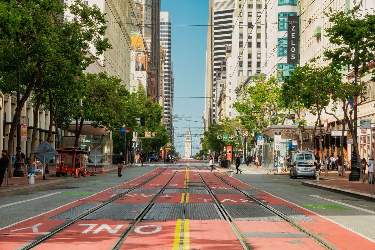Market Street pedestrians, San Francisco — mobile billboard advertising territory